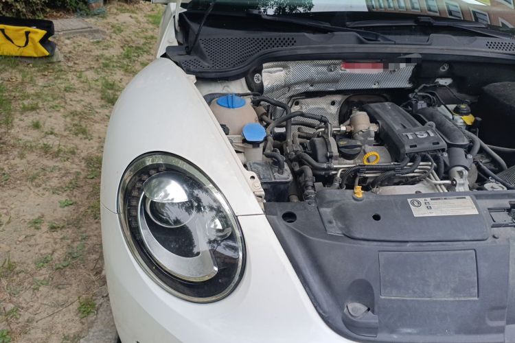 Used Volkswagen Beetle 2013 1.2TSI Fashion Edition Engine Bay Right