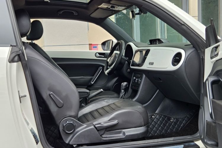 Used Volkswagen Beetle 2013 1.2TSI Comfort Model Exterior 4