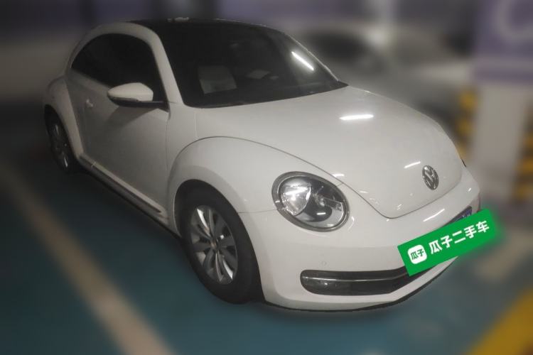 Used Volkswagen Beetle 2013 1.4 TSI Comfort Model Front Right 45 Deg