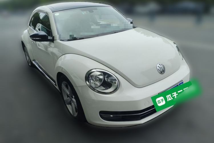 Used Volkswagen Beetle 2013 1.4TSI Luxury Model Front Right 45 Deg