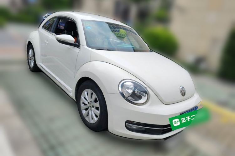 Used Volkswagen Beetle 2013 1.2TSI Fashion Edition Front Right 45 Deg