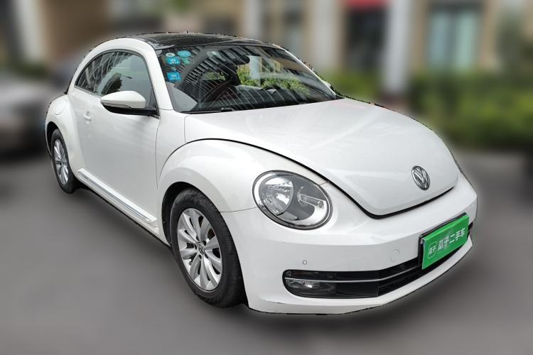 Used Volkswagen Beetle 2013 1.2TSI Comfort Model Front Right 45 Deg