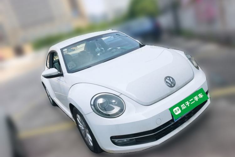 Used Volkswagen Beetle 2013 1.4TSI Fashion Edition Front Right 45 Deg