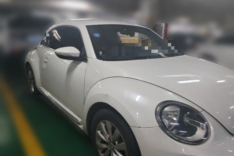 Used Volkswagen Beetle 2013 1.4TSI Fashion Edition Front Right 45 Deg