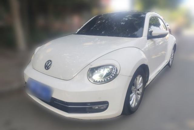 Ojetý Volkswagen Beetle 2013 1.4 TSI Comfort Model