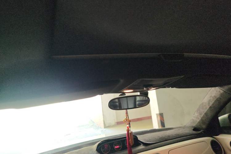 Used Volkswagen Beetle 2013 1.4 TSI Comfort Model Headliner