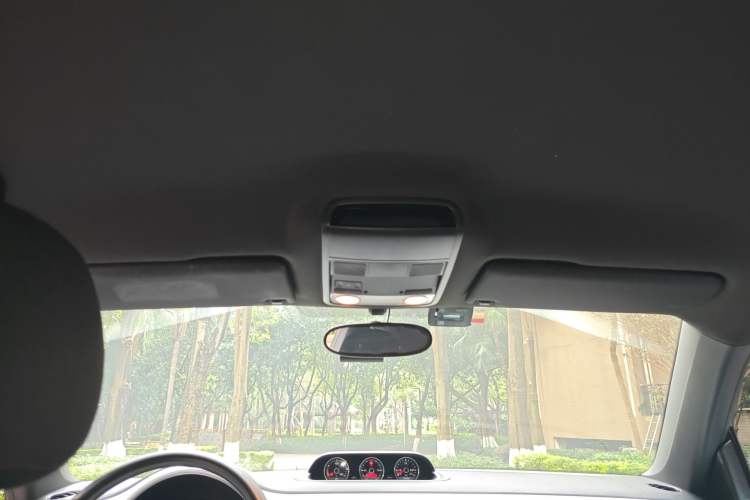 Used Volkswagen Beetle 2013 1.4TSI Fashion Edition Headliner