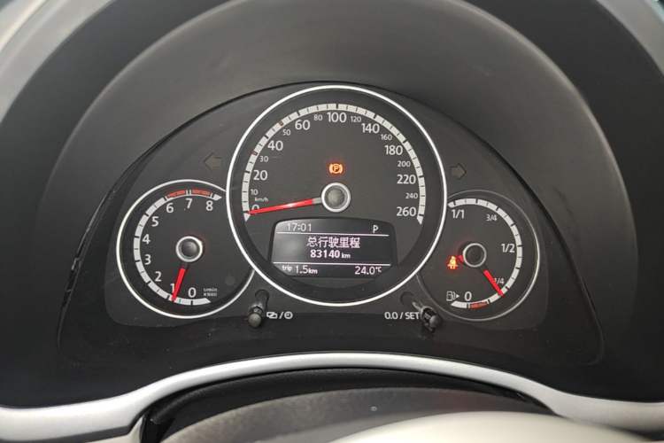 Used Volkswagen Beetle 2013 1.4TSI Fashion Edition Instrument Cluster