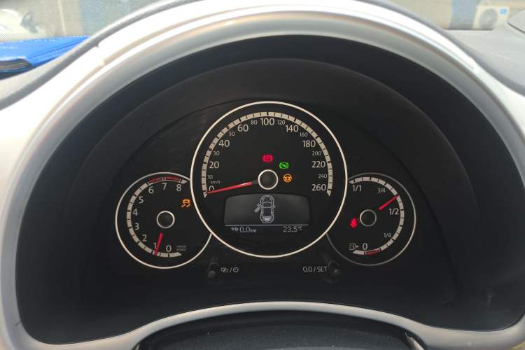 Used Volkswagen Beetle 2013 1.4 TSI Comfort Model Instrument Cluster