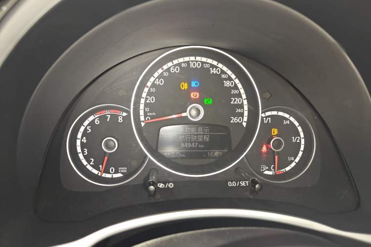 Used Volkswagen Beetle 2013 1.4TSI Fashion Edition Instrument Cluster