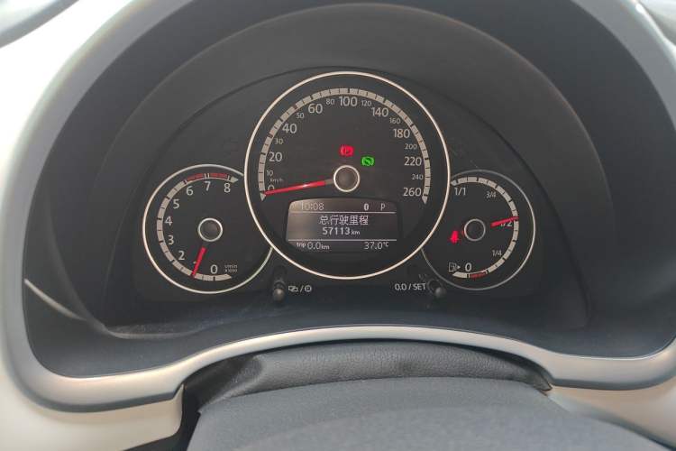 Used Volkswagen Beetle 2013 2.0 TSI Top-Trim Model Instrument Cluster