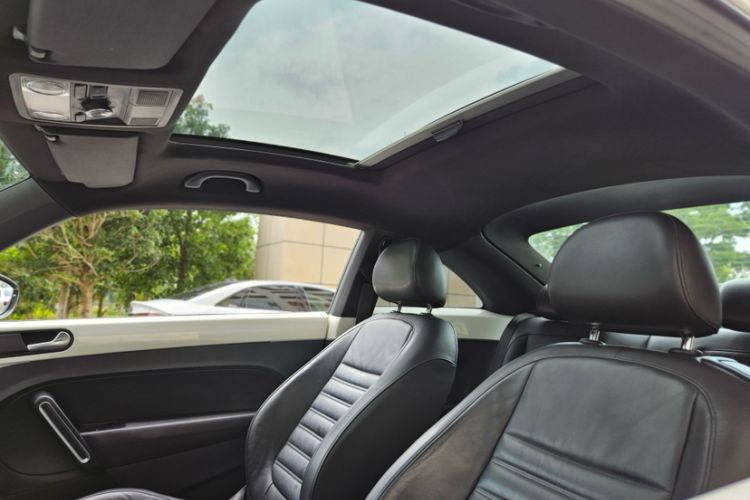 Used Volkswagen Beetle 2013 1.2TSI Comfort Model Interior 2