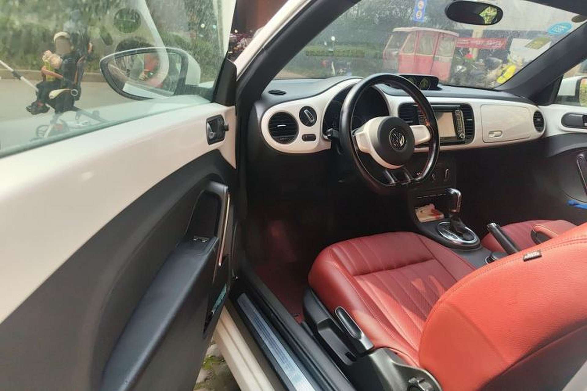 Used Volkswagen Beetle 2013 1.4TSI Fashion Edition Interior 3