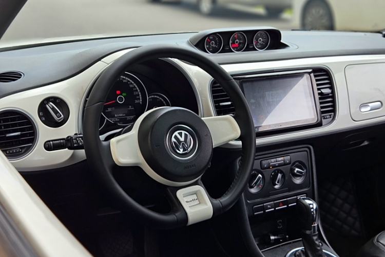 Used Volkswagen Beetle 2013 1.2TSI Comfort Model Interior 6