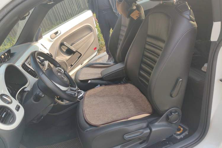 Used Volkswagen Beetle 2013 1.4TSI R-Line
