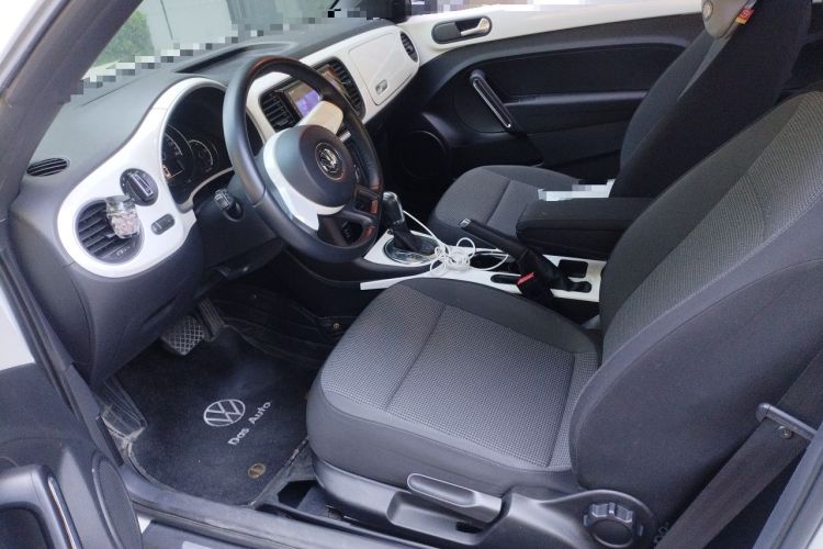 Used Volkswagen Beetle 2013 1.2TSI Fashion Edition Left Front Seat