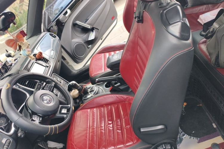 Used Volkswagen Beetle 2013 1.4TSI Luxury Model Left Front Seat