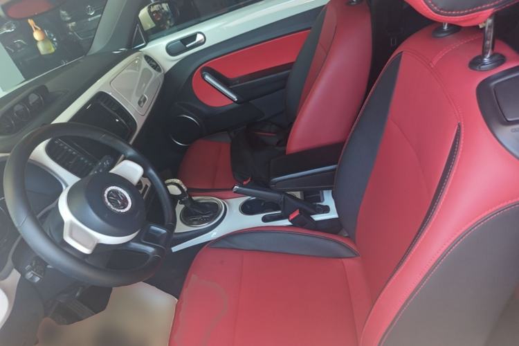 Used Volkswagen Beetle 2013 1.4TSI Fashion Edition Left Front Seat