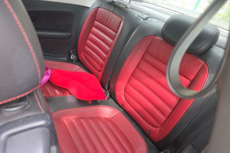 Used Volkswagen Beetle 2013 1.4 TSI Comfort Model Left Rear Seat