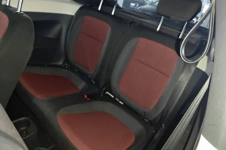 Used Volkswagen Beetle 2013 1.4TSI Fashion Edition Left Rear Seat