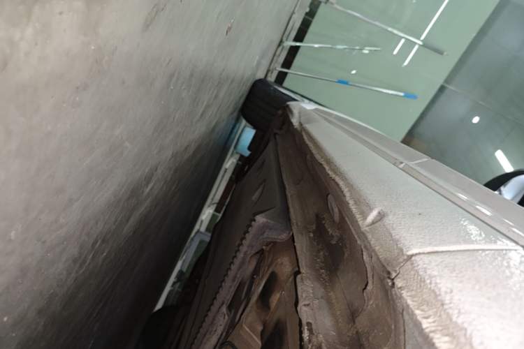 Used Volkswagen Beetle 2013 1.4TSI Fashion Edition Left Side Sill