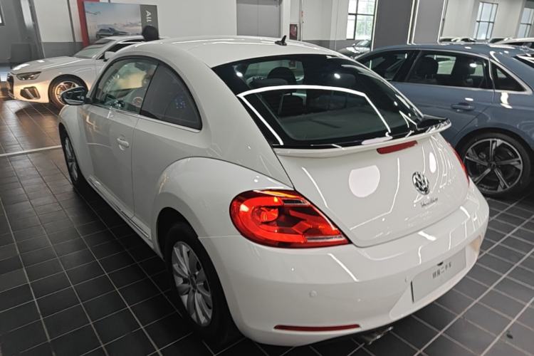 Used Volkswagen Beetle 2013 1.4TSI Fashion Edition Rear Left 45 Deg