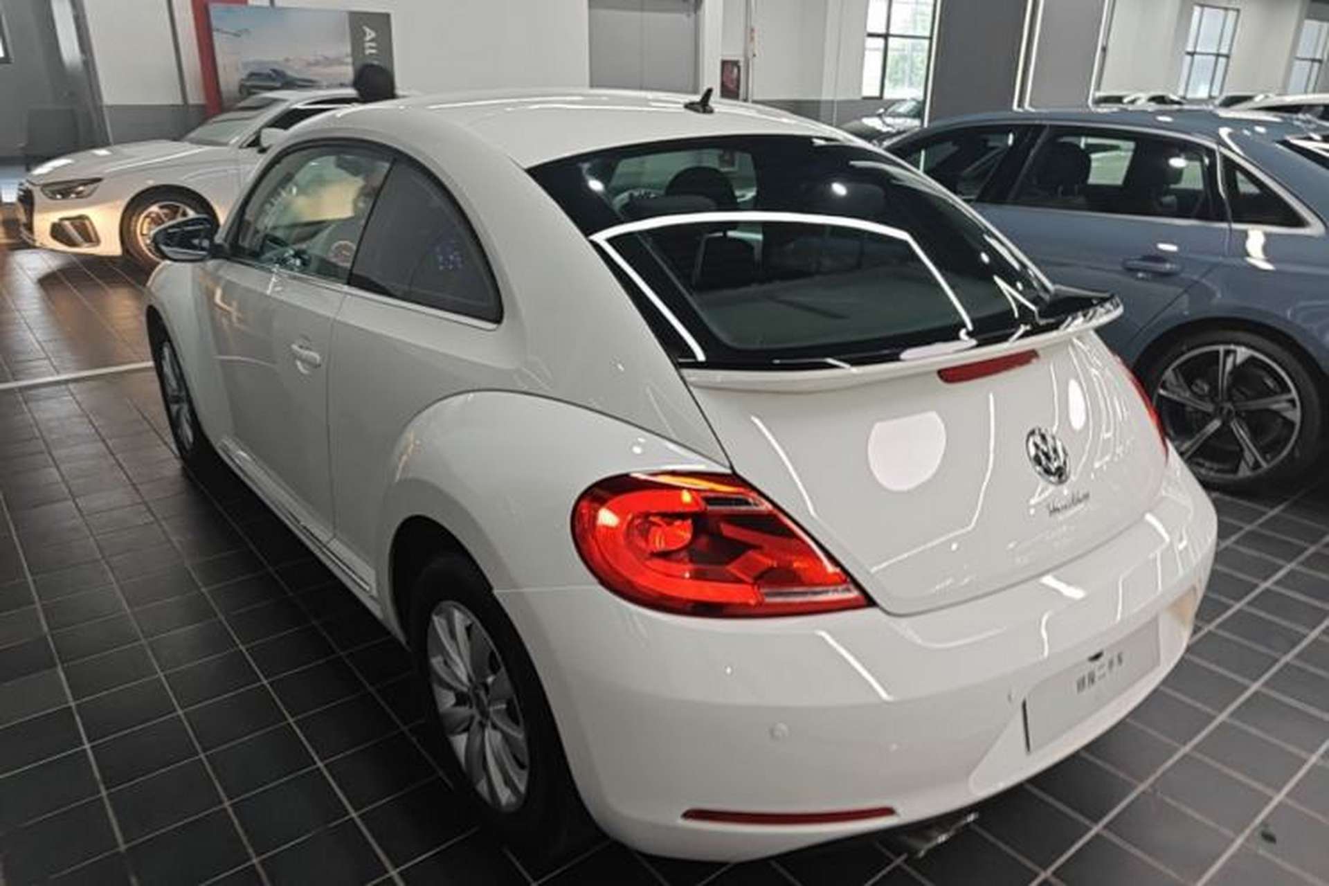 Used Volkswagen Beetle 2013 1.4TSI Fashion Edition Rear Left 45 Deg