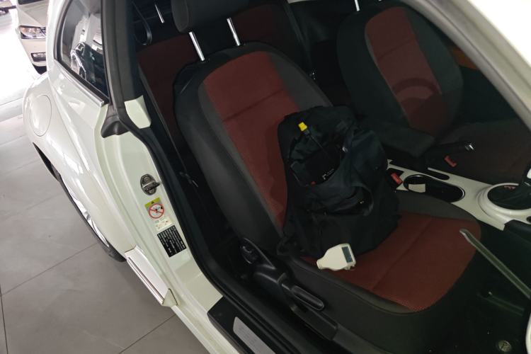 Used Volkswagen Beetle 2013 1.4TSI Fashion Edition Right Front Seat