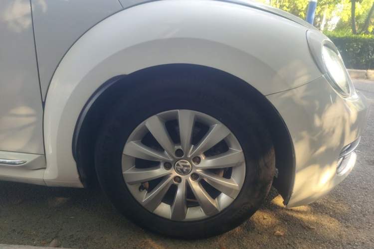 Used Volkswagen Beetle 2013 1.4 TSI Comfort Model Right Front Wheel Hub