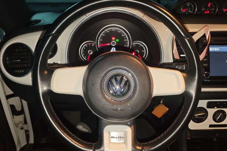 Used Volkswagen Beetle 2013 1.2TSI Fashion Edition Steering Wheel