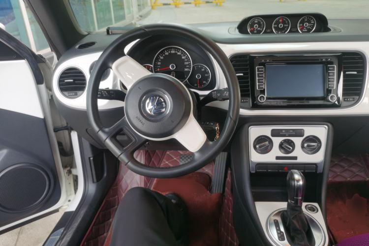 Used Volkswagen Beetle 2013 1.4TSI Fashion Edition Steering Wheel