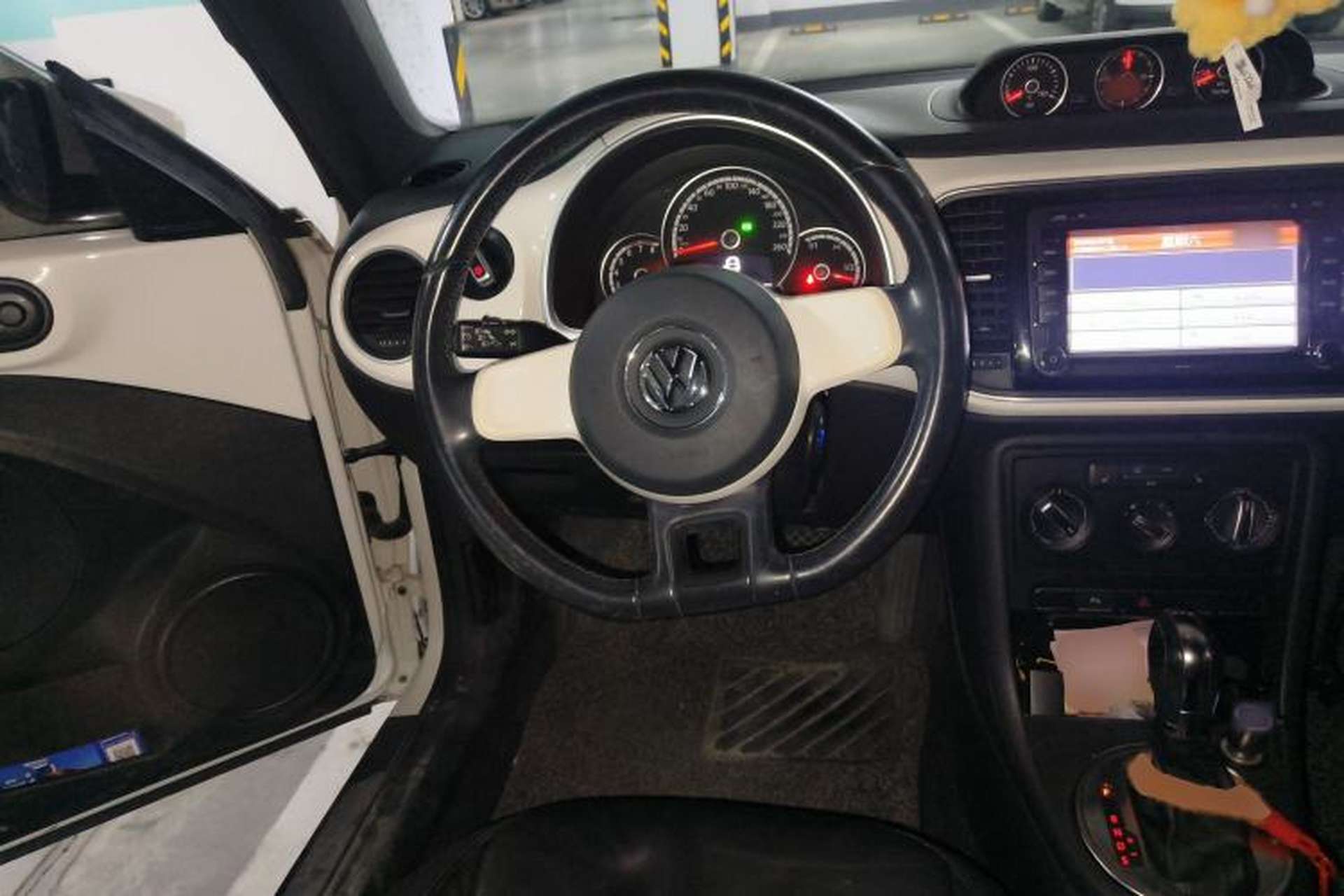 Used Volkswagen Beetle 2013 1.4 TSI Comfort Model Steering Wheel