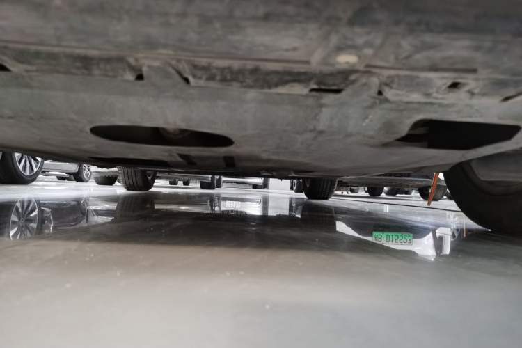 Used Volkswagen Beetle 2013 1.4 TSI Comfort Model Chassis Front