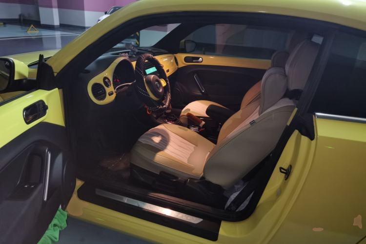 Used Volkswagen Beetle 2013 1.2TSI Fashion Edition Driver Seat