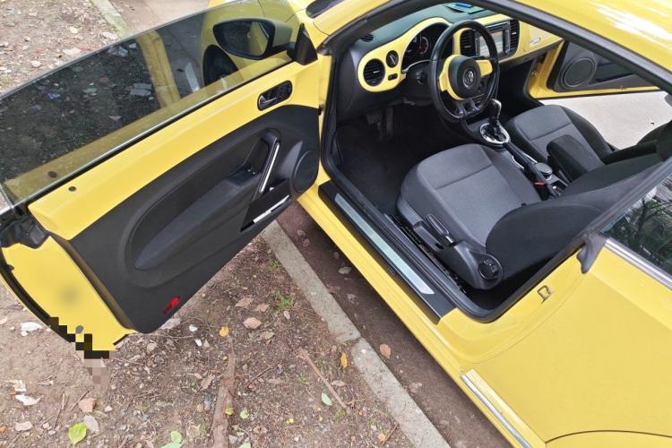 Used Volkswagen Beetle 2013 1.4TSI Fashion Edition Driver Seat