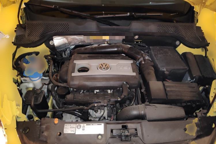 Used Volkswagen Beetle 2013 2.0 TSI Top-Trim Model Engine Bay