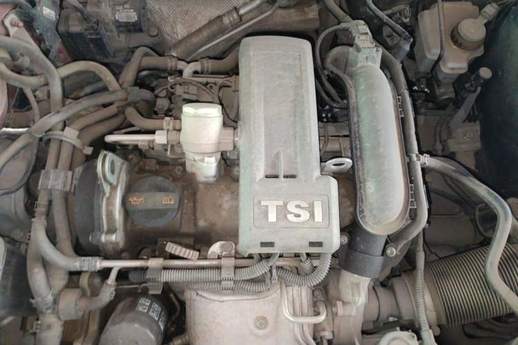 Used Volkswagen Beetle 2013 1.2TSI Comfort Model Engine Bay