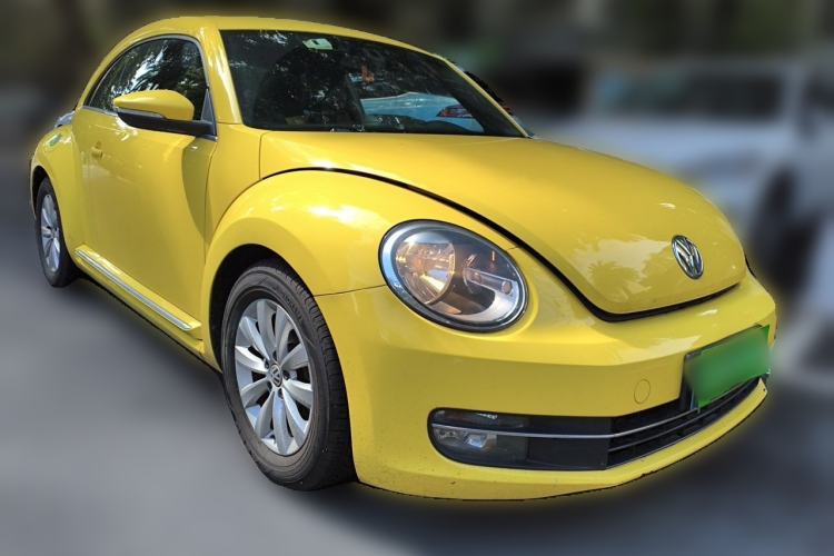 Used Volkswagen Beetle 2013 1.2TSI Fashion Edition Front Right 45 Deg