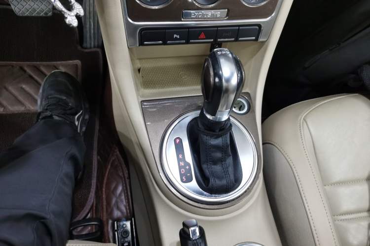 Used Volkswagen Beetle 2013 1.4 TSI Comfort Model Gear Lever