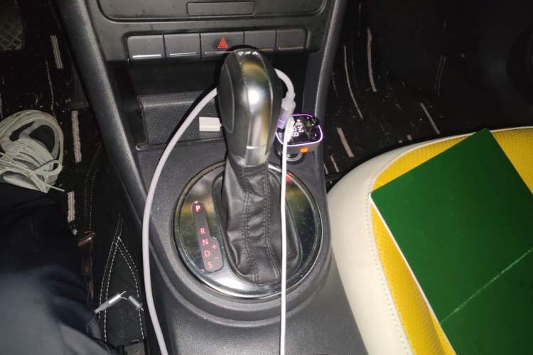 Used Volkswagen Beetle 2013 1.2TSI Fashion Edition Gear Lever