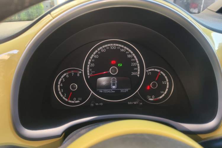 Used Volkswagen Beetle 2013 1.4TSI Fashion Edition Instrument Cluster