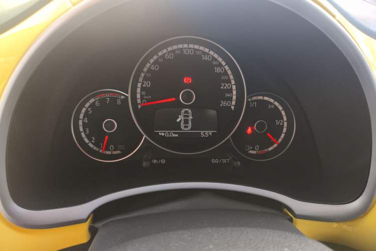 Used Volkswagen Beetle 2013 1.2TSI Comfort Model Instrument Cluster