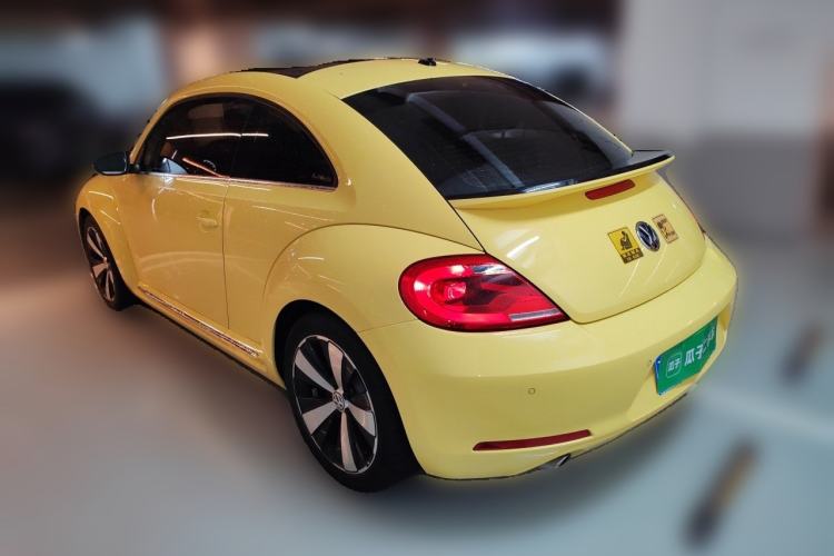 Used Volkswagen Beetle 2013 2.0 TSI Top-Trim Model Rear Left 45 Deg