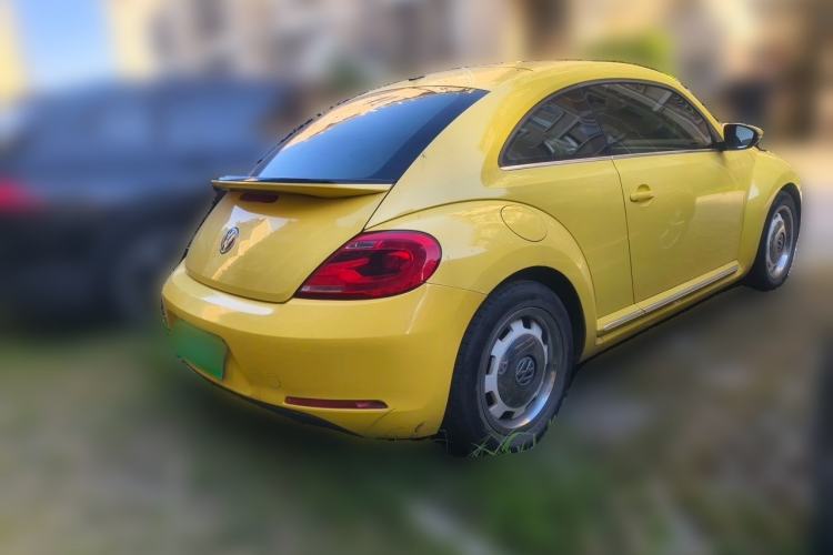 Used Volkswagen Beetle 2013 1.4TSI Fashion Edition Rear Right 45 Deg