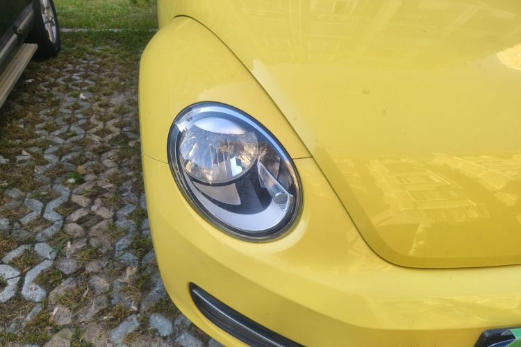 Used Volkswagen Beetle 2013 1.4TSI Fashion Edition Right Front Headlight