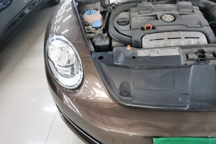 Used Volkswagen Beetle 2013 1.4 TSI Comfort Model Right Front Headlight