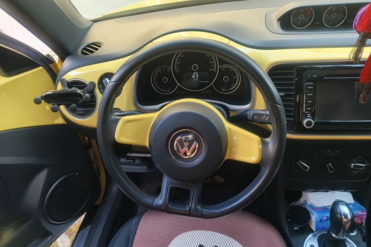 Used Volkswagen Beetle 2013 1.4TSI Fashion Edition Steering Wheel