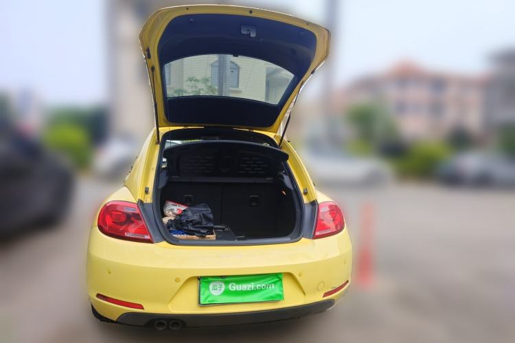 Used Volkswagen Beetle 2013 1.4TSI Fashion Edition Trunk