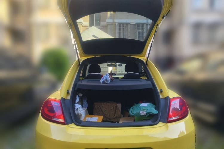 Used Volkswagen Beetle 2013 1.4TSI Fashion Edition Trunk