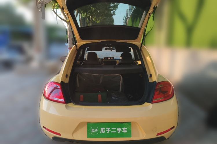 Used Volkswagen Beetle 2013 1.4TSI Fashion Edition Trunk